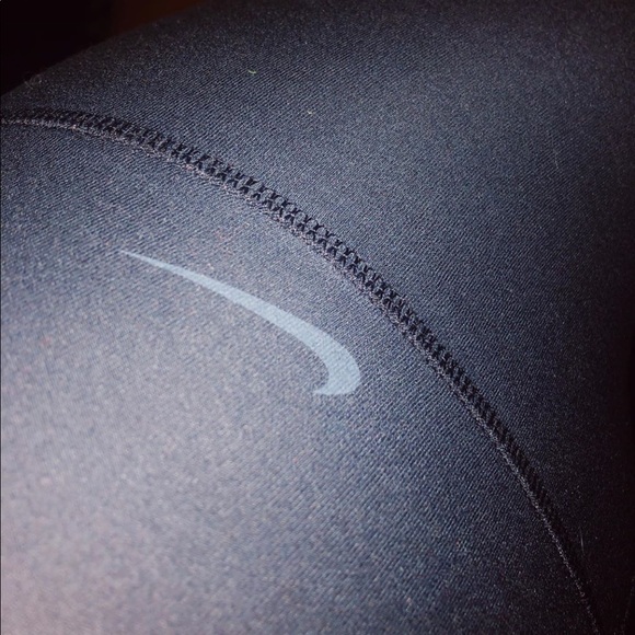 Capri Nike Leggings! - Picture 3 of 3